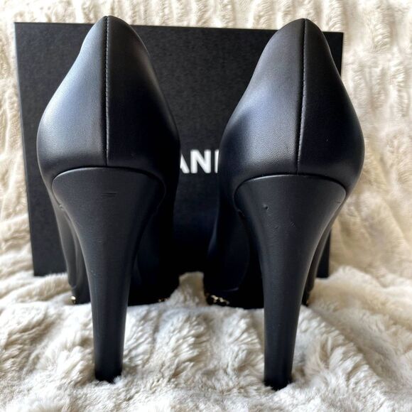 Black Chanel Leather Platform Pumps 38.5 / US 8.5 - Picture 7 of 11